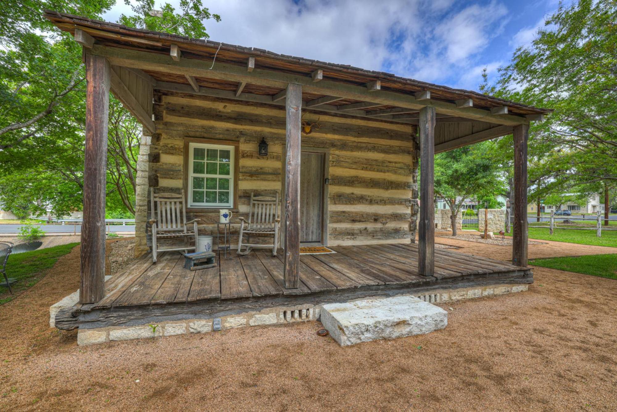 Town Creek Cabin Walk To Main St Villa Fredericksburg Eksteriør billede